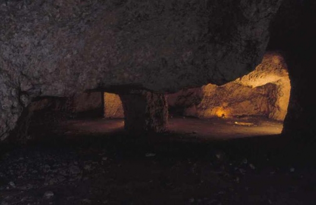 L Other Sardinia Speleology 